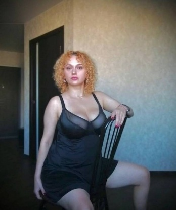 Мои услуги настолько многообразны, что ты найдешь все, что тебе нужно, не зависимо от твоего вкуса и предпочтений. Я прекрасно владею искусством эротического массажа, французского минета, анального и классического секса. Также, я готова подарить тебе незабываемую ночь компании, а наша встреча наполнится только радостью и удовольствием 😘
Насладись обворожительным телом, горячими курвенкими формами и аппетитной грудью. Я не только красивая и сексуальная, но и умная, с чувством юмора, и всегда готова погрузиться в общение на любую тему. Будет также интересно услышать о твоих желаниях и фантазиях. Доверься мне и я позабочусь о том, чтобы ты получил максимум удовольствия и расслабления.
Я жду тебя, мой котик, в своей уютной квартире в центре Москвы. Но если тебе удобнее, я могу приехать к тебе в отель или апартаменты. Со мной можно чувствовать себя спокойно, я гарантирую полную конфиденциальность и страстное удовольствие от нашей встречи.
Обожаю качественные фото 📸 Их у меня полно и они настоящие! Ты можешь убедиться в этом лично. ⭐️ Чувственная, страстная и неотразимая - именно я та, кто сделает твои фантазии явью! 💋 💋 💋 Карина